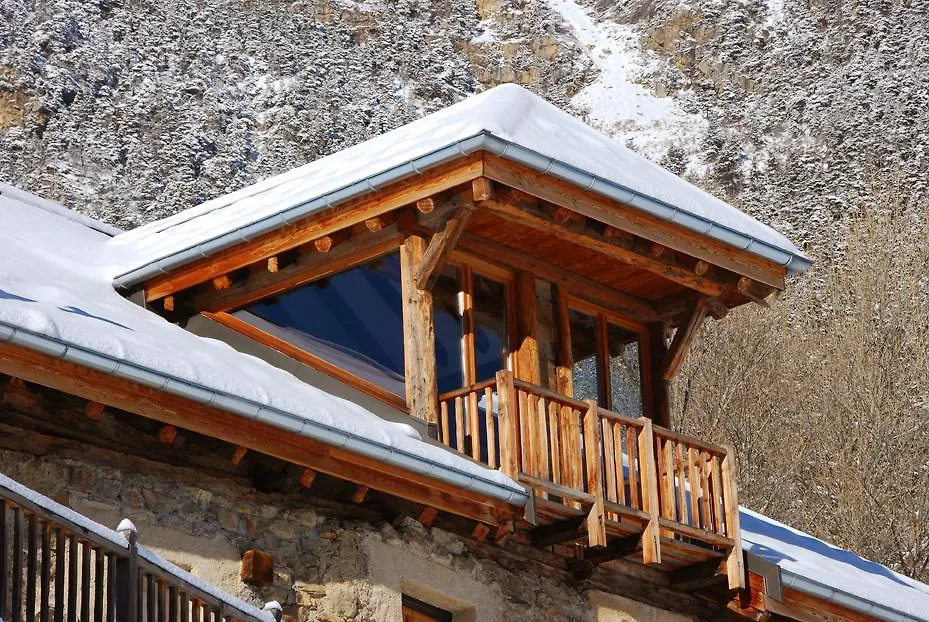 Alojamento de Acomodação e Pequeno-almoço La Ferme De Beaute Acomodação com café da manhã Chateauroux-les-Alpes França